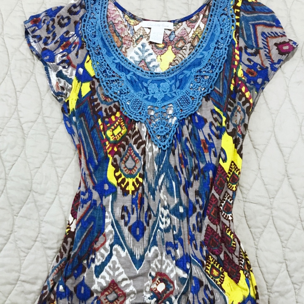 Charlotte Russe Blue Ikat Print Short-Sleeved Top